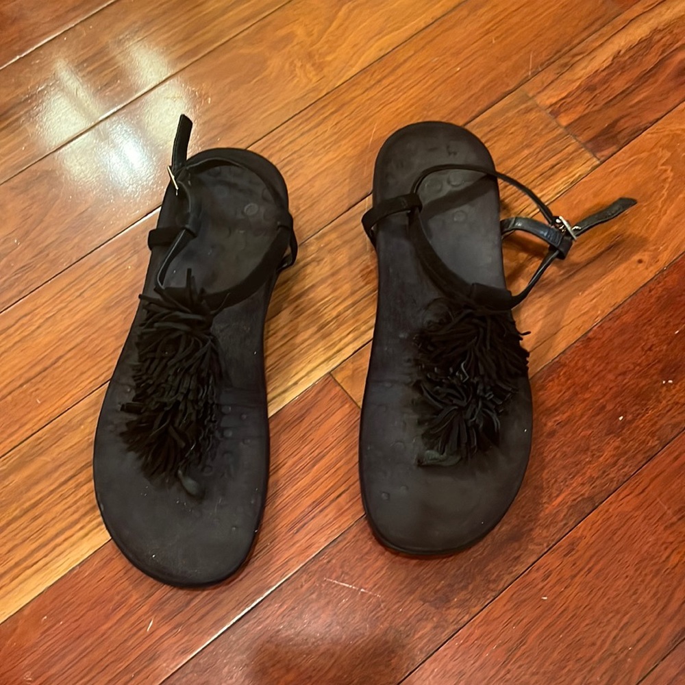 Vionic sandals - Picture 2 of 3